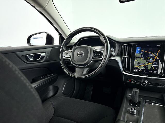 Volvo V60 B3 Aut. Momentum Advantage | Trekhaak