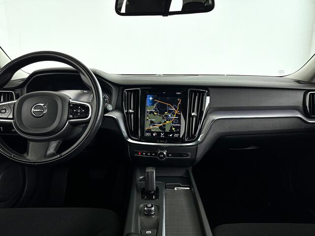 Volvo V60 B3 Aut. Momentum Advantage | Trekhaak