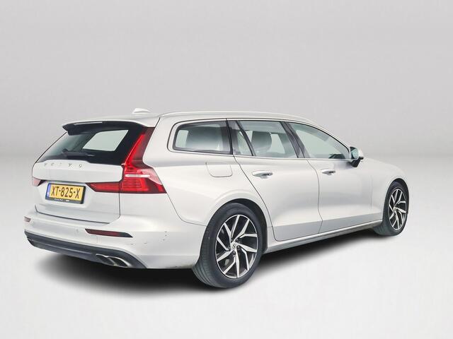Volvo V60 T5 Aut. Momentum Pro | Trekhaak | Stoelverwarming