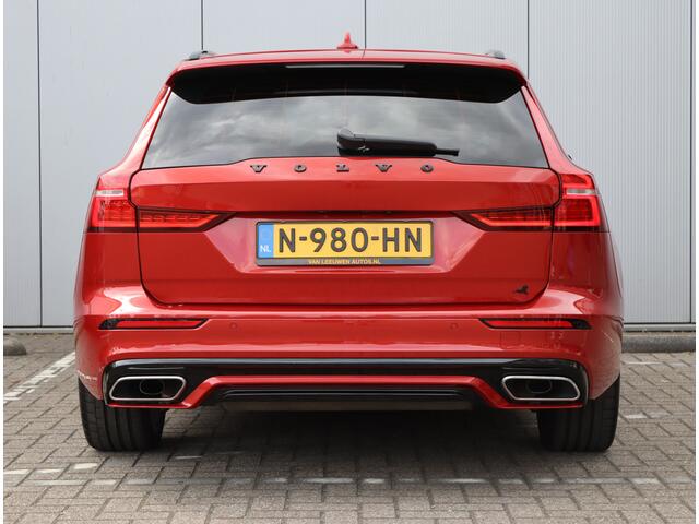 Volvo V60 2.0 B3 R-Design | 20" Polestar | Black optiek | Panoramadak | H&K | Trekhaak