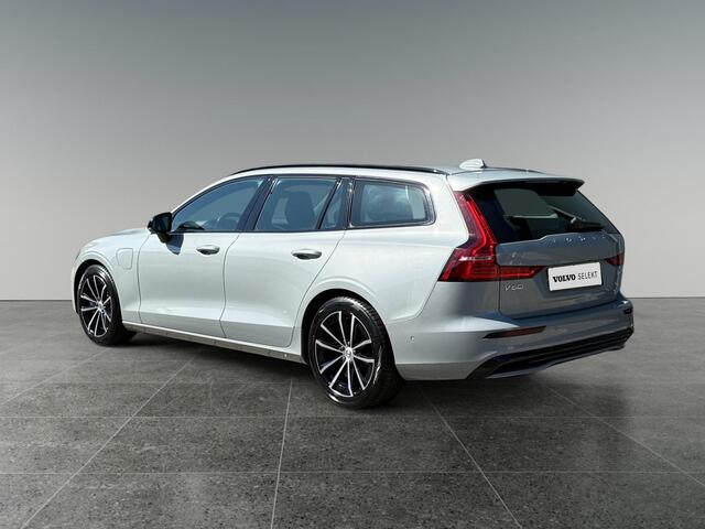 Volvo V60 2.0 T6 Plug-in hybrid AWD Plus Dark | Trekhaak | Sportstoelen | Panoramadak | Stoelverwarming |