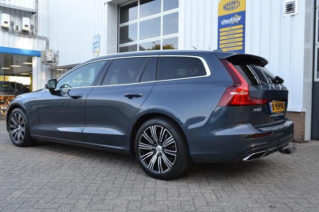 Volvo V60 2.0 T8 AWD R. R-Des.