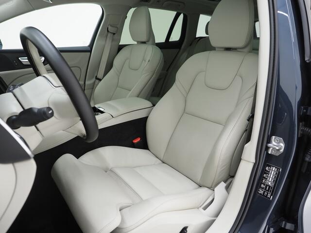 Volvo V60 2.0 T6 Twin Engine AWD Inscription | Panoramadak | Trekhaak | Camera | Memory | LED | Carplay