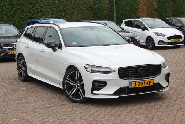 Volvo V60 2.0 B3 R-Design / Trekhaak / Camera / Leder / 19'' / Navigatie / Dodehoek / DAB / Stuur+Stoelverwarming / ACC