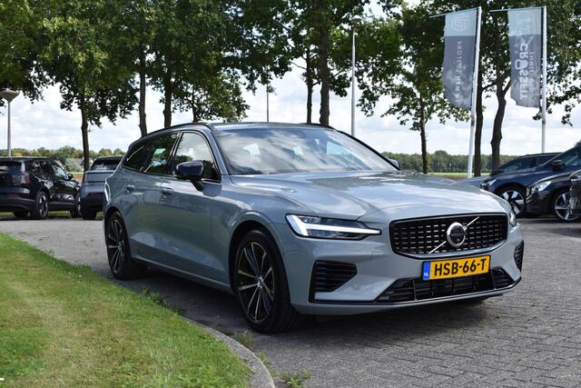 Volvo V60 T6 350PK Plug-in hybrid AWD Plus Dark ACC | Pilot Assist | Harman Kardon | 360 Camera | BLIS | Trekhaak | Stoel en Stuurwiel verwarming
