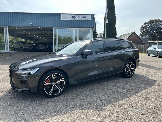 Volvo V60 2.0 T6 Plug-in hybrid AWD Plus Dark Ned. auto