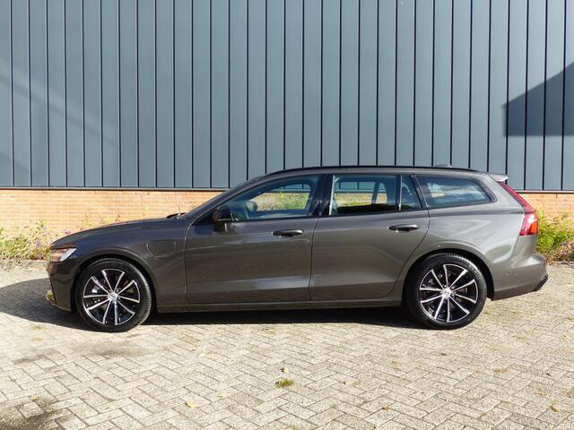 Volvo V60 T6 Plug-in hybrid AWD Plus Dark