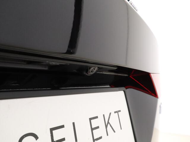 Volvo V60 T6 350pk AWD Plus Dark / Sportstoelen / 360 graden camera / Harman en Kardon audio / Trekhaak / Elektr stoelen / ACC