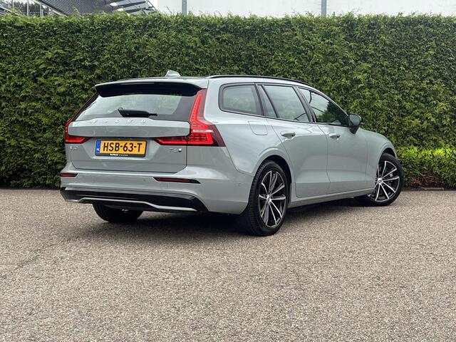Volvo V60 T6 Plug-in hybrid AWD Plus Dark Pilot Assist | Trekhaak | H&K Audio | 360 Camera