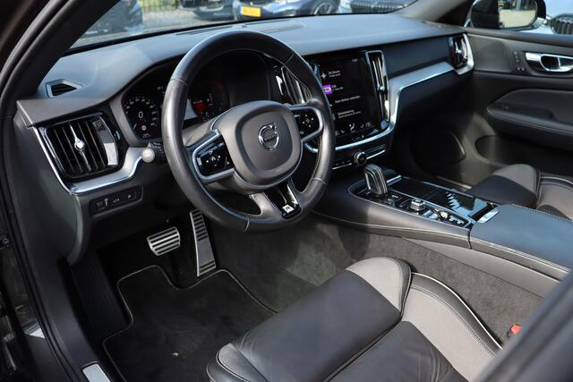 Volvo V60 2.0 T6 Twin Engine AWD R-Design | Pano | Camera | H/K | Memory |
