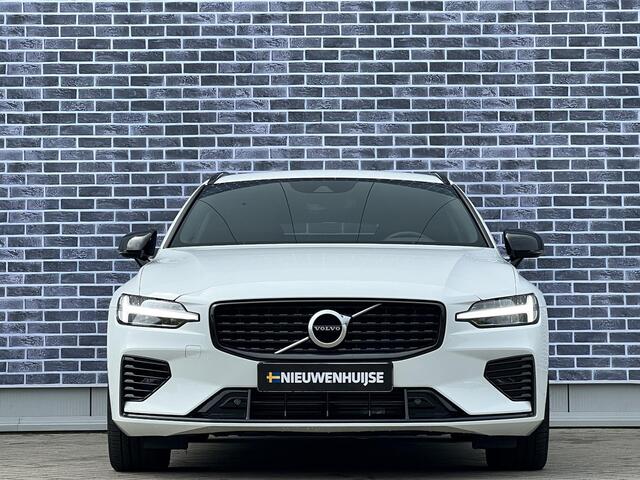 Volvo V60 2.0 T6 Recharge AWD R-Design | Stoel- en stuurwielverwarming | Navigatie | Achteruitrijcamera | Apple Carplay / Android Auto | DAB+ radio | Keyless | LED koplampen | Sportstoelen | Elektrische stoelverstelling |