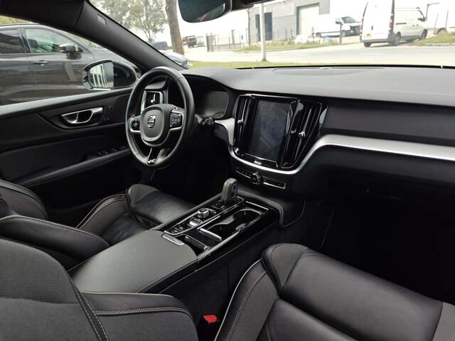 Volvo V60 T8 Twin Engine AWD R-Design | Rijklaarprijs | Trekhaak |