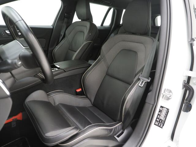 Volvo V60 2.0 T6 Recharge AWD R-Design | Panoramadak | Pilot Assist | Keyless | Camera | Memory | Carplay