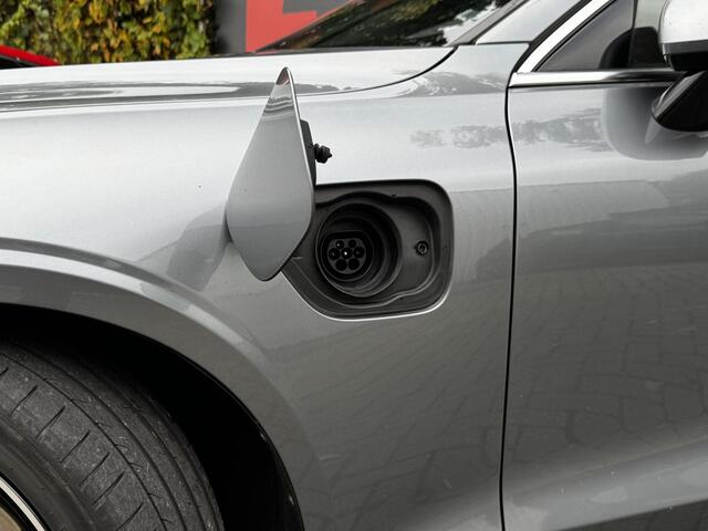 Volvo V60 2.0 T6 Twin Engine AWD Inscription PHEV - Schuifdak - Lederen bekleding - Massage stoelen - Wegklapbare trekhaak