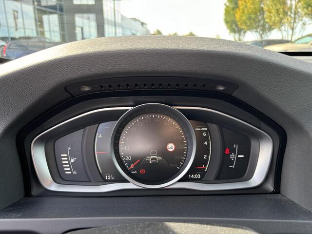 Volvo V60 2.0 T4 Nordic+ | Adaptive Cruise Control | Standkachel | Nieuwstaat! | Dealeronderhouden |