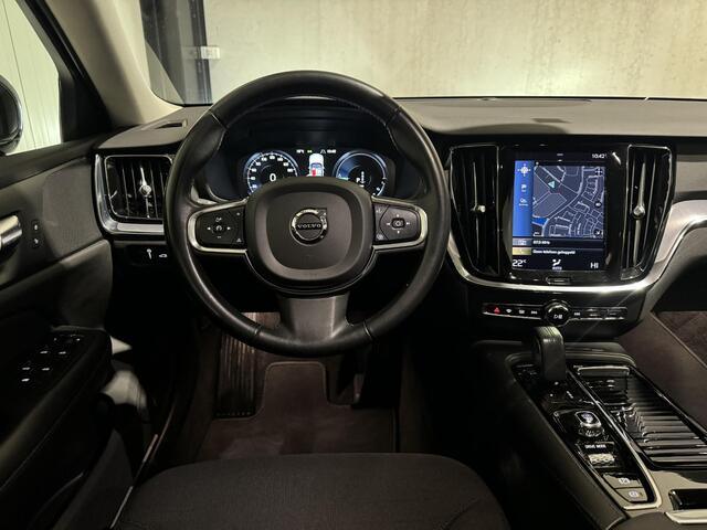 Volvo V60 2.0 T6 Twin Engine AWD Momentum Pro Aut. | navi | carplay | trekhaak | SOH 94% |