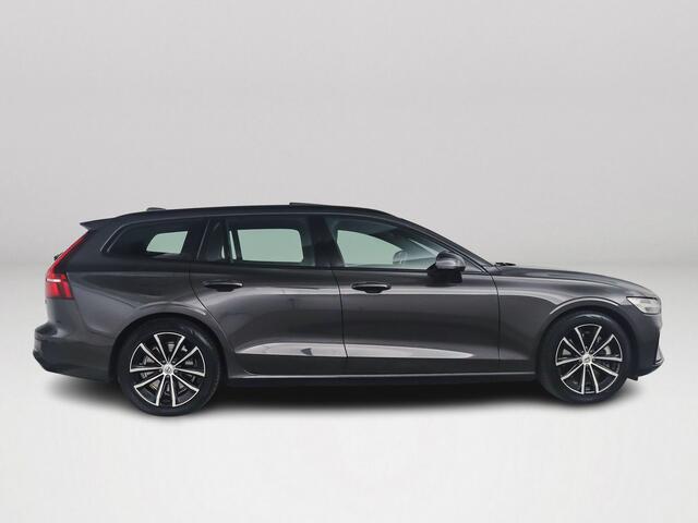 Volvo V60 T6 Aut. Plug-in hybrid AWD Plus Dark | Panoramadak | 360° camera | Stoel- en Stuurverwarming | Harman Kardon | Trekhaak
