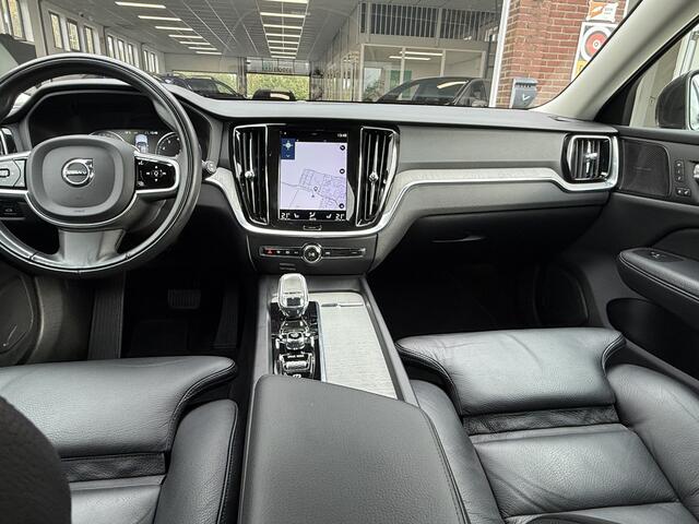 Volvo V60 2.0 B4 200pk Inscription 360 camera, Trekhaak, 19'', Leder