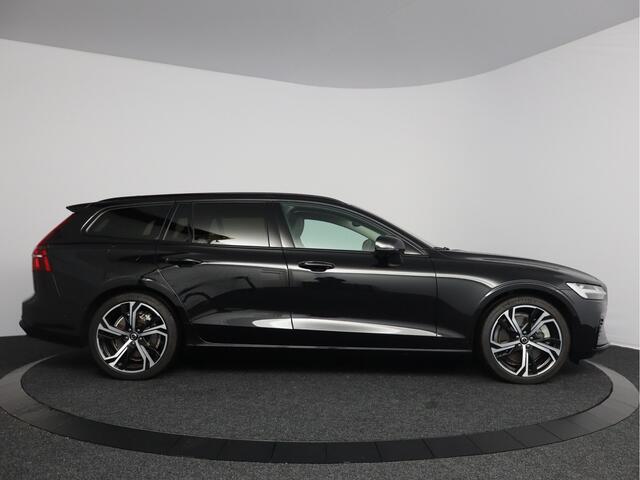 Volvo V60 2.0 T6 Plug-in hybrid AWD Plus Dark