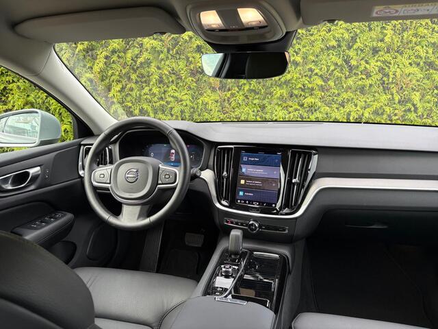 Volvo V60 2.0 T6 Plug-in hybrid AWD Essential Bright