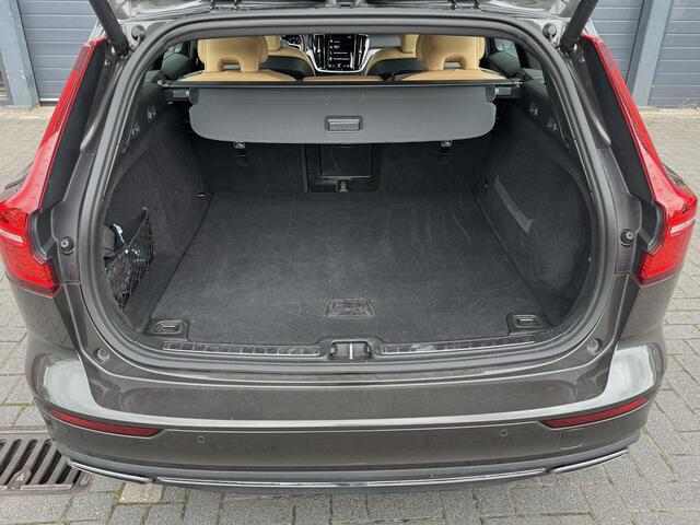 Volvo V60 2.0 T5 INSCRIPTION I APPLE/ANDROID I NAVIGATIE I PARKEERCAMERA I ADAPTIEVE CRUISE CONTROL I STOELVERWARMING