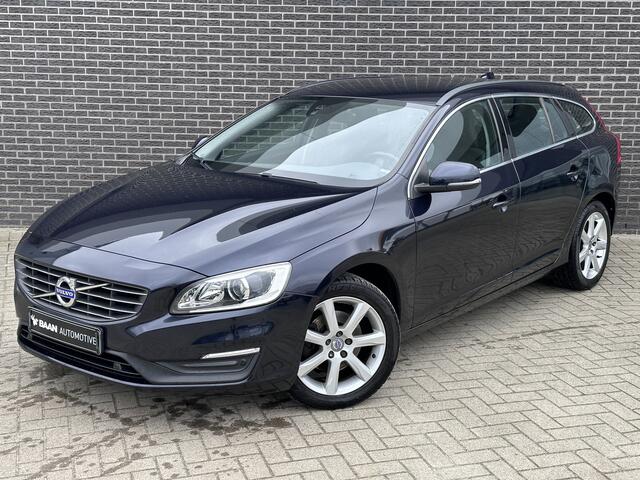 Volvo V60 1.5 T3 Momentum | Navigatie | Stoelverwarming | Automaat | Climate Control