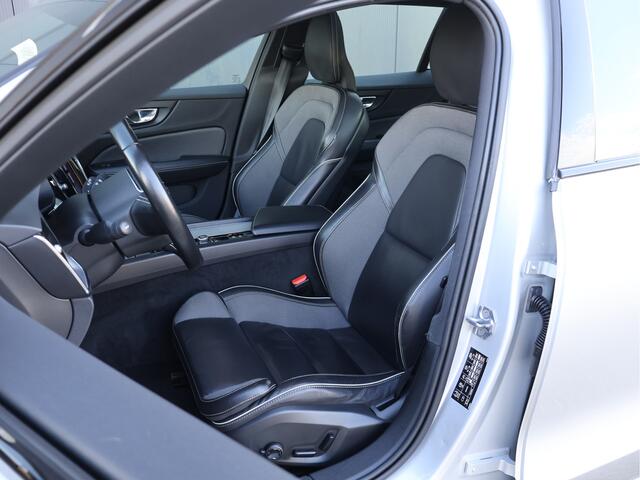 Volvo V60 2.0 B3 R-Design | Pano | Harman/Kardon | HUD | 4-zone Clima | Memory | 360 cam | Haak |