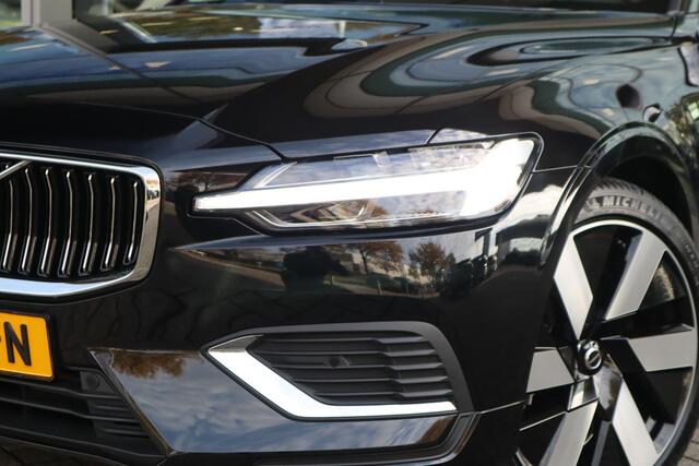 Volvo V60 2.0 T6 Plug-in hybrid AWD Essential Edition | Stoelverwarming voor + achter| Stuurwielverwarming| Side-Skirts| RVS- bumperbescherming achter|