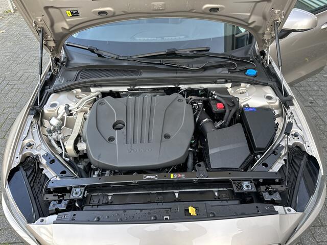 Volvo V60 2.0 B3 Essential Edition