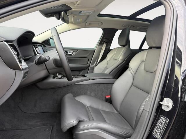 Volvo V60 2.0 T8 Plug-in hybrid AWD Plus Bright | Panoramadak | Head-up Display | Harman/Kardon Audio | Extra getint glas |