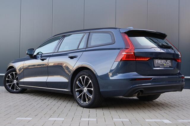 Volvo V60 2.0 B3 Momentum Advantage | Automaat | Leer | Stoelverwarming | Camera | 1e eigenaar | Dealer onderhouden