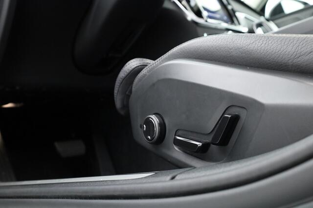 Volvo V60 2.0 B4 Plus Dark | Pano | Dodehoek | H&K | Adapt. Cruise | CarPlay | Trekhaak | All Season