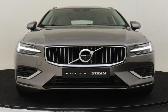 Volvo V60 T8 TWIN ENGINE AWD INSCRIPTION -PANO.DAK|HARMAN/KARDON|HEAD-UP DISP.|360°CAM|BLIS|GEVENT.LEDER|ADAP.LED