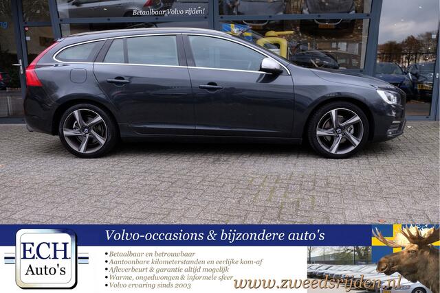 Volvo V60 2.0 T3 152 pk R-Design, Standkachel, Navi, 18 inch, Trekhaak