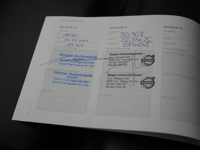 Volvo V60 T6 Recharge AWD R-Design Plug In Hybrid 340pk Dealer O.H. PHEV | Trekhaak Af Fabriek | Adaptive Cruise | Camera | Harman & Kardon | Lederen Sportstoelen Memory & Verwarmd | Apple Carplay | Navigatie | Stuur Verwarmd | Blis | Keyless | DAB |