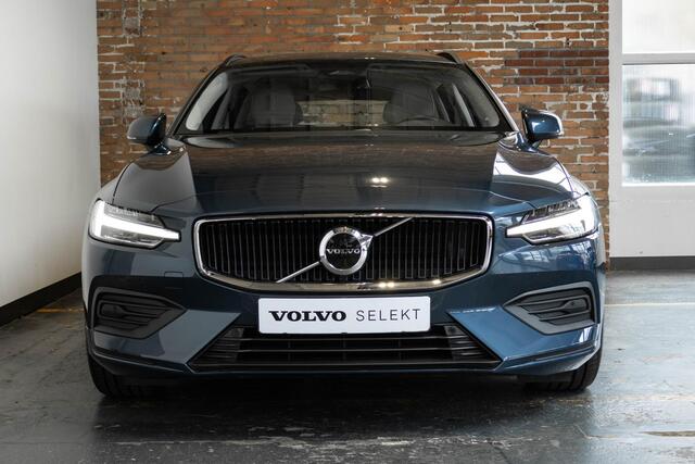 Volvo V60 B3 Automaat Essential Edition | 1ste Eigenaar | Dealeronderhouden | Google infotainment | Parkeersensoren voor + achter | Parkeercamera | achteropkomend verkeer waarschuwing | Apple Carplay/Android auto |