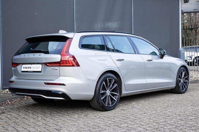 Volvo V60 T6 Plug-in hybrid AWD Plus Dark | Verwarmbare Voorstoelen (met geheugen) | Stuurwiel en Achterbank | Semi-Elektrische Trekhaak | Verwarmbare Voorruit | Premium Audio by Harman Kardon | 360-Camera