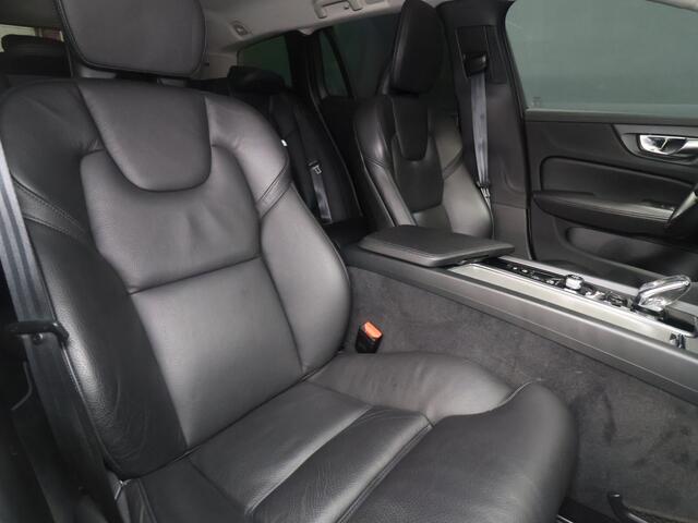 Volvo V60 2.0 B3 Inscription [TREKHAAK INKLAPBAAR, MEMORY SEAT, HARMAN/KARDON, APPLE CARPLAY, ANDROID, STUURVERWARMING, CAMERA, ADAPTIVE CRUISE, STOELVERWARMING, VOL LEDER, PDC V+A, CLIMATE, NIEUWSTAAT]