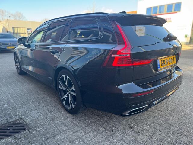 Volvo V60 2.0 B4 145kW R-Design 8-aut. Mild-Hybrid