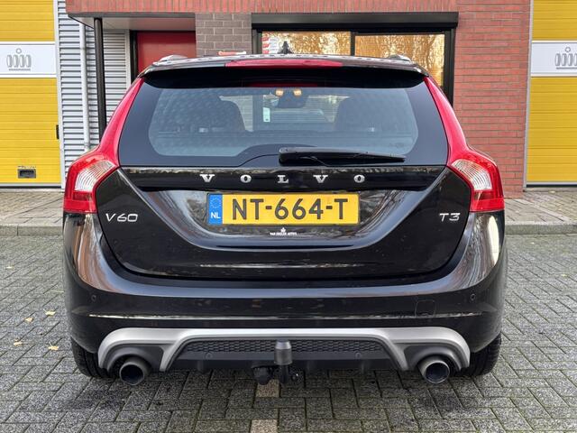 Volvo V60 2.0 T3 R-Design Xenon Cruise Climate Navi 18''