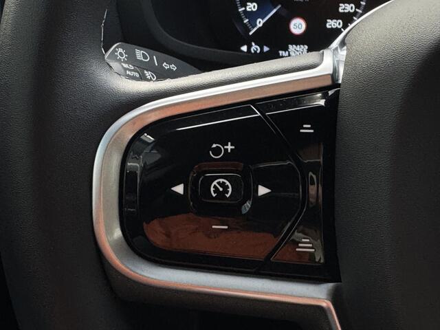 Volvo V60 2.0 T6 Plug-in hybrid AWD Plus Dark GRATIS Afleverpakket! | Cruise Control | Stoel&stuur Verwarming |