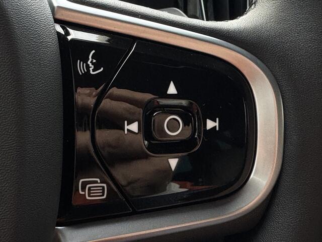 Volvo V60 2.0 T6 Plug-in hybrid AWD Plus Dark GRATIS Afleverpakket! | Cruise Control | Stoel&stuur Verwarming |