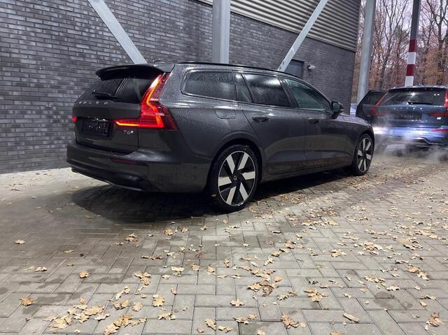 Volvo V60 T6 Plug-in hybrid Plus Dark | Panoramadak | ACC | Head-Up | harman/kardon | BLIS | 360° Camera
