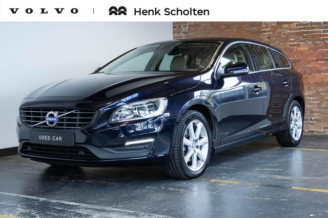 Volvo V60 T2 Automaat Nordic+ | Lederen bekleding | Afneembare trekhaak | 1e eigenaar | Parkeersensoren voor + achter | Parkeerverwarming | Dealeronderhouden | Volvo on Call |High Perfomance Audio