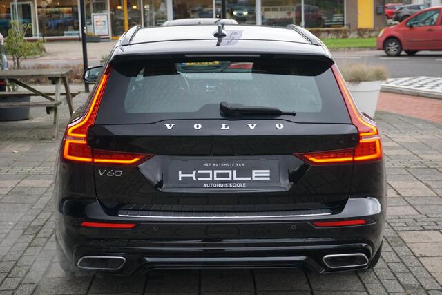 Volvo V60 2.0 B3 R-Design | Trekhaak | stoel geheugen | Carplay