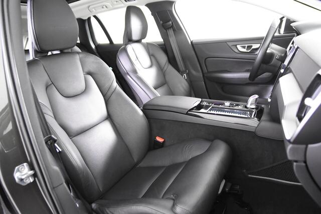 Volvo V60 2.0 T8 Recharge AWD Inscription *Panoramadak*Full Options*