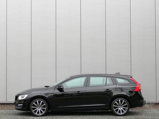 Volvo V60 2.0 T4 Kinetic Xenon / Trekhaak / Navi / Bluetooth