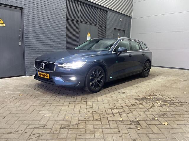 Volvo V60 D4 Momentum Pro | Trekhaak | ACC | Panoramadak | BLIS | harman/kardon | Stoelverwarming