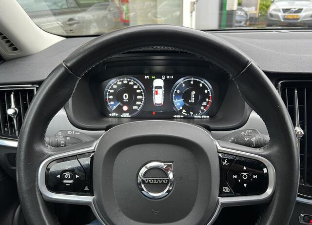 Volvo V90 2.0 T4 Momentum Pro |DAB|Adapt.Cruise|PDC v+a|