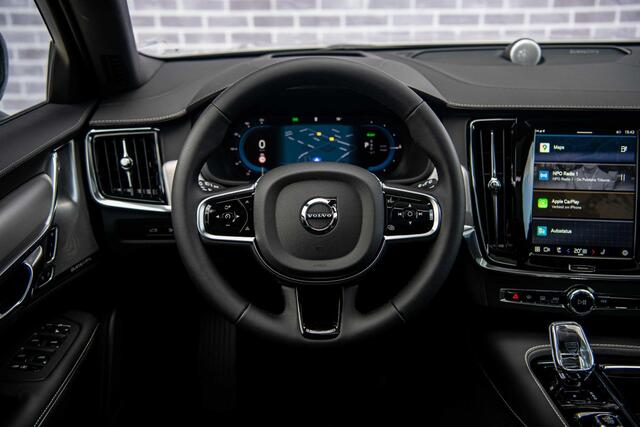 Volvo V90 T8 Plug-in hybrid AWD Ultimate Dark | Demo | Bowers & Wilkins audio | 360 Camera | Luchtvering | 20" velgen | Contourstoelen | Head-up Display